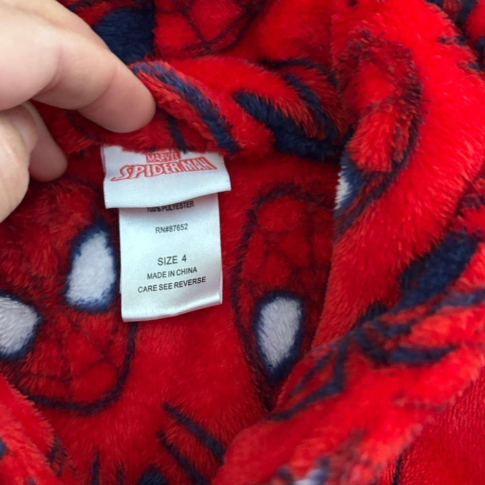 Marvel Red and Blue Spider-Man Plush Robe - Picture 2 of 4